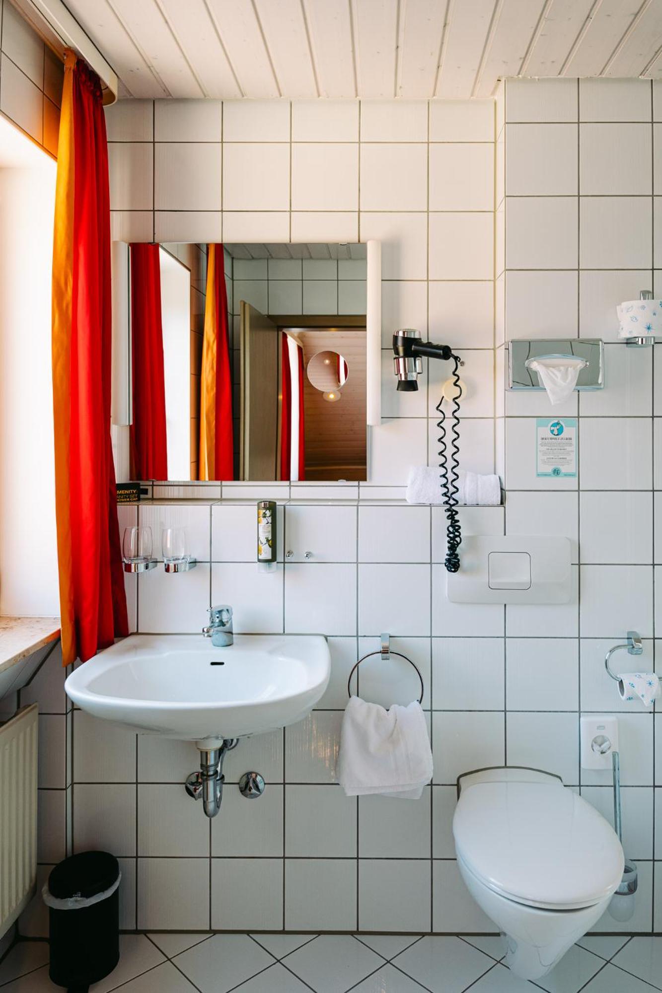 Hotel Restaurant Krone Sulzbach am Kocher Zewnętrze zdjęcie
